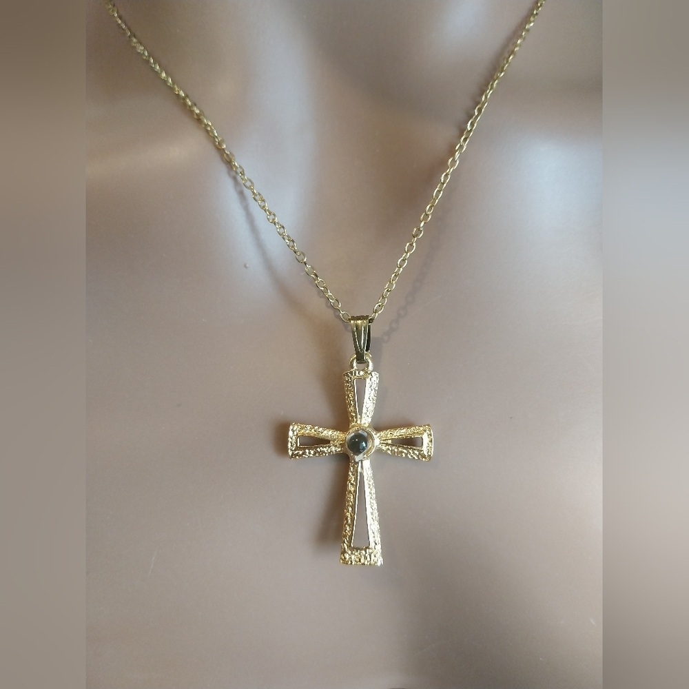Gold Cross Pendant Necklace - Picture 5 of 9